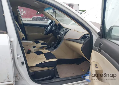 2010 Hyundai Sonata Gls from USA, damaged, VIN 5NPET4AC0AH576544